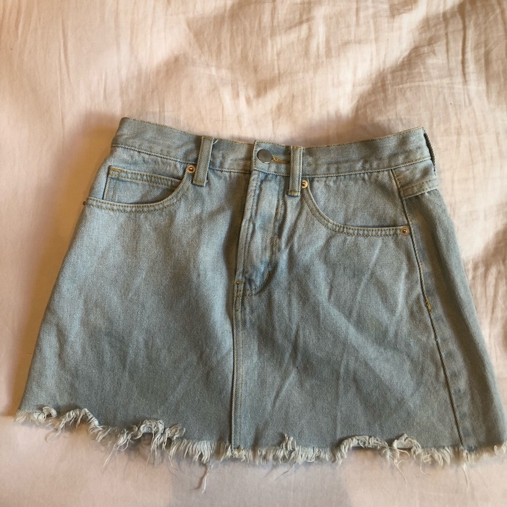 Brandy Melville light jean skirt!!